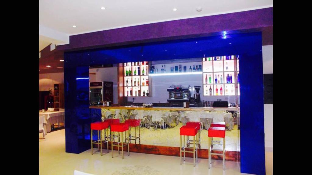 Hotel Zodiaco Porto Cesareo Bagian luar foto