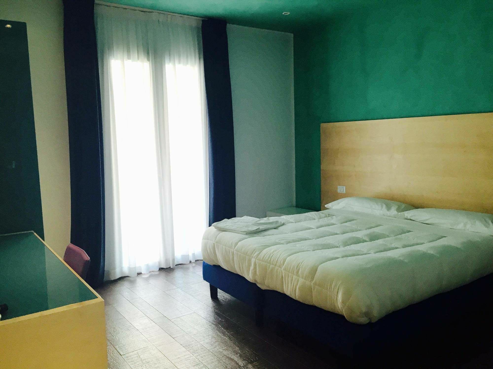 Hotel Zodiaco Porto Cesareo Bagian luar foto